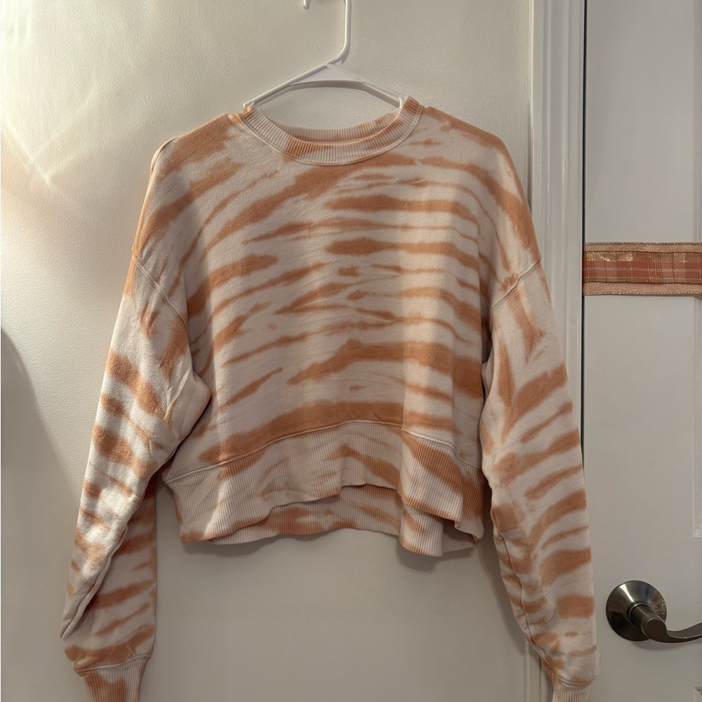 American Eagle Outfitters Women's Tie-Dye Sweatshirt - Cream and Tan